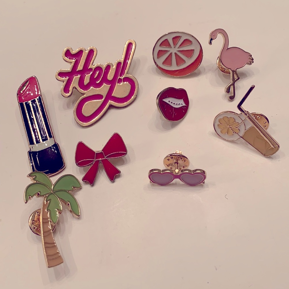 Super cute set of enamel pins 💄🍋🎀🏝